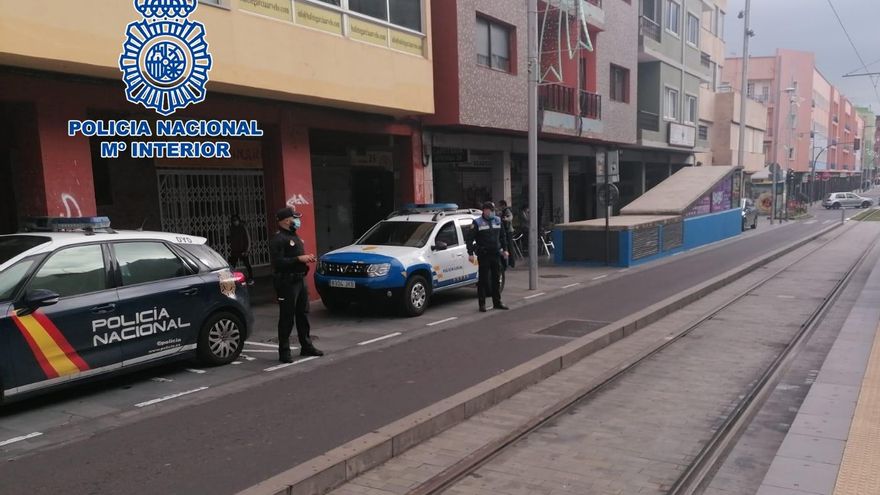 Más controles policiales para frenar los contagios de COVID-19 en la provincia de Santa Cruz de Tenerife