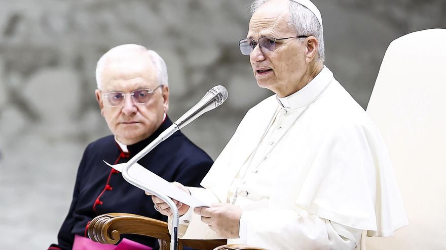 El papa pide suplicar a Dios para que done paz a todos los pueblos de la Tierra