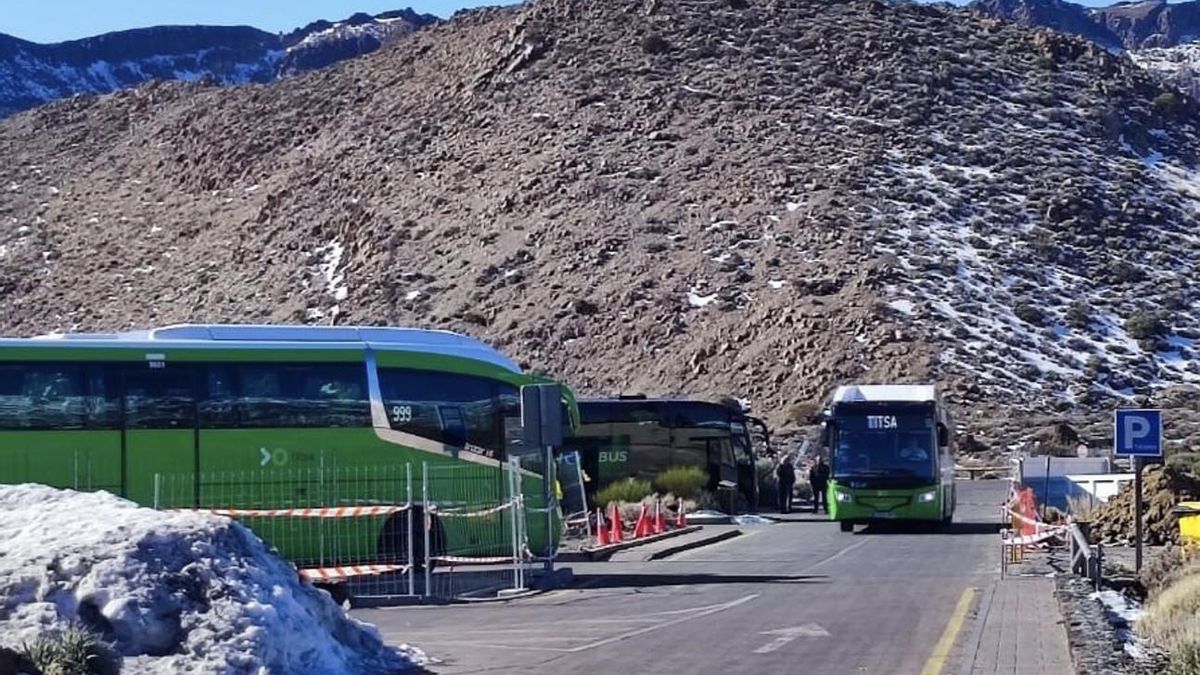 El Cabildo de Tenerife desactiva el plan de emergencias tras finalizar el 'Operativo Nevadas' en el Teide