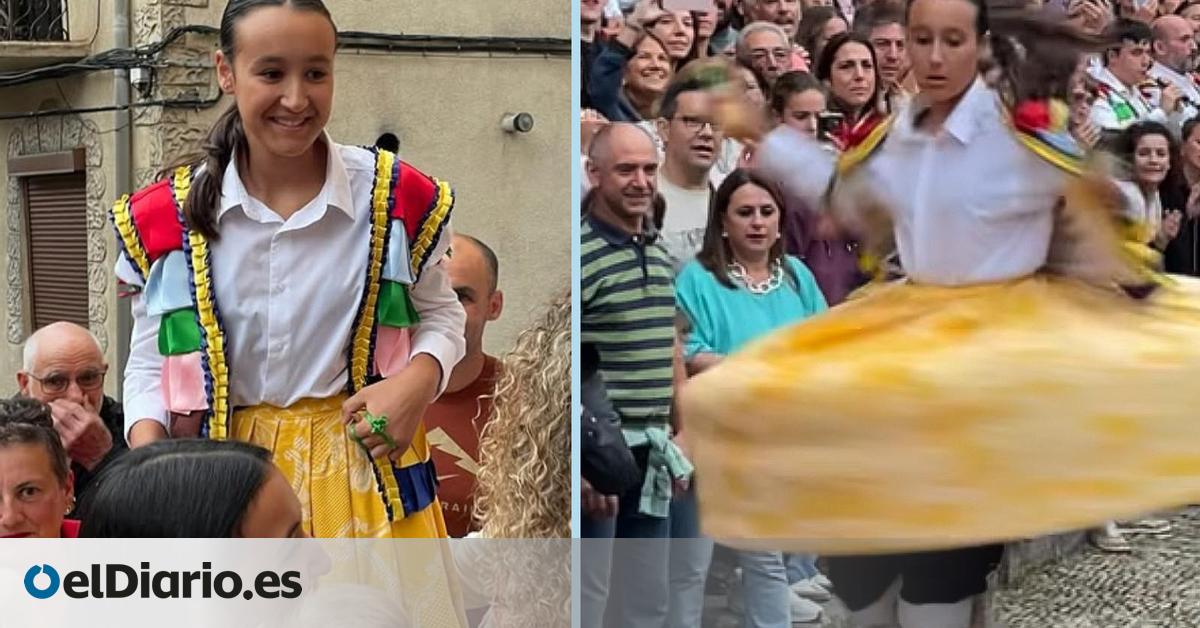Una mujer se calza los zancos por primera vez en Anguiano y rompe una barrera de 400 años