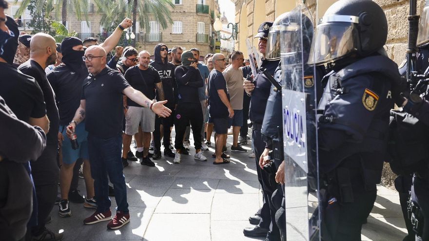 Tres detenidos en Cádiz en la segunda jornada de la huelga del metal, horas antes de que se retome la negociación