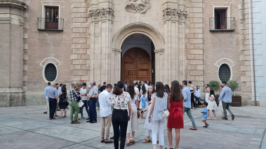 Muchos hijos, la Universidad Católica de Mendoza y Vox: "La Región de Murcia es un feudo de 'kikos'"