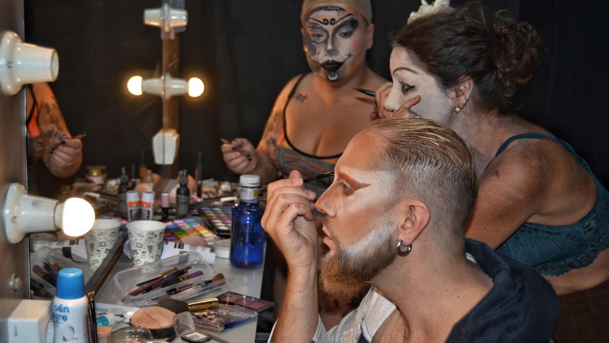 Artistas del Caldero de arrabal, en La Madriguera