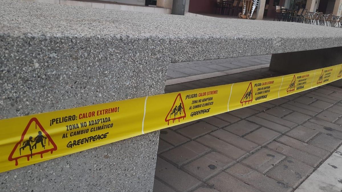"¡Peligro, zona no adaptada al cambio climático!": Greenpeace pide medidas contra el calor extremo en Córdoba