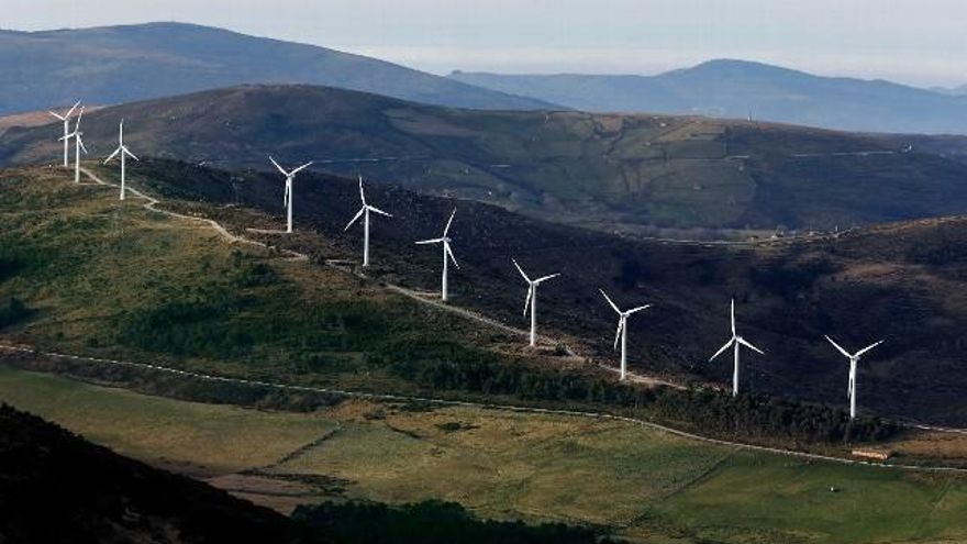 Un parque eólico en Castilla y León, imagen de archivo. / Francis Tsang / ICAL