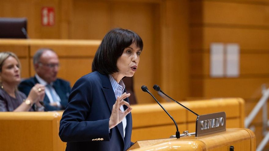 La ministra de Ciencia e Innovación, Diana Morant, interviene durante una sesión plenaria en el Senado, a 2 de diciembre de 2025, en Madrid (España).