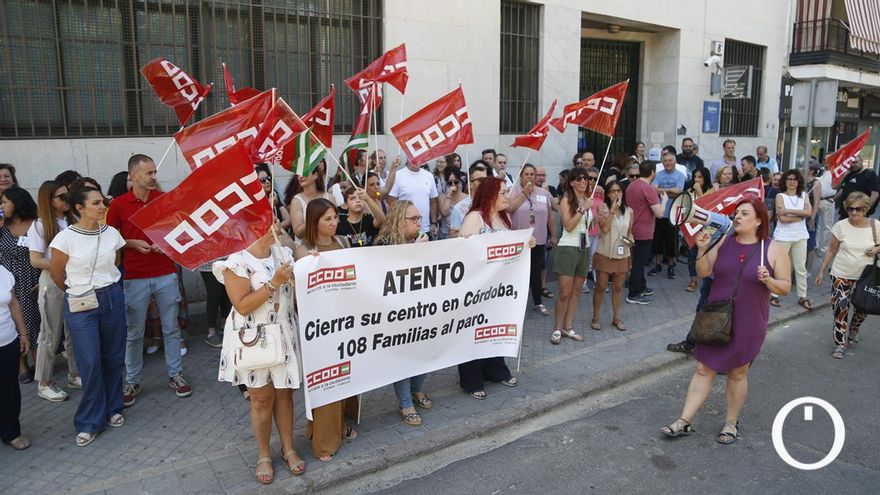 La plantilla de Atento denuncia “despidos encubiertos” para 108 empleados a los que niega el teletrabajo