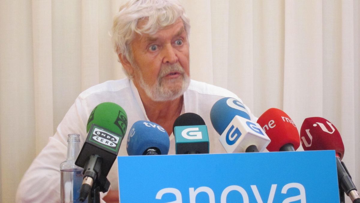 Beiras se posiciona a favor de ir a las europeas con IU y se desmarca de la opción oficial de la dirección de Anova
