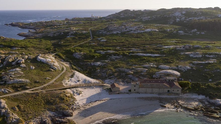 Un vertedero en la isla gallega de Sálvora: 3,8 millones de metros cúbicos de lodos en aguas junto a un parque nacional
