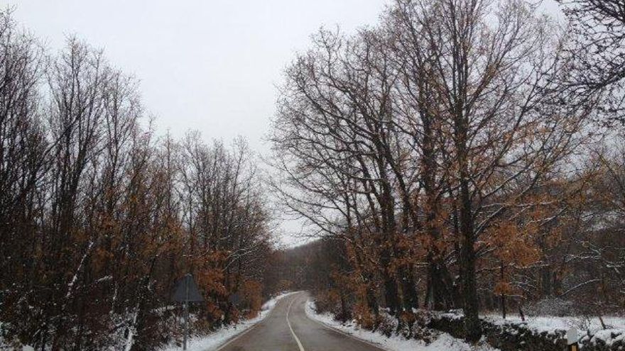 Las tres rutas de senderismo que puedes hacer en el pueblo con el nombre más largo de España