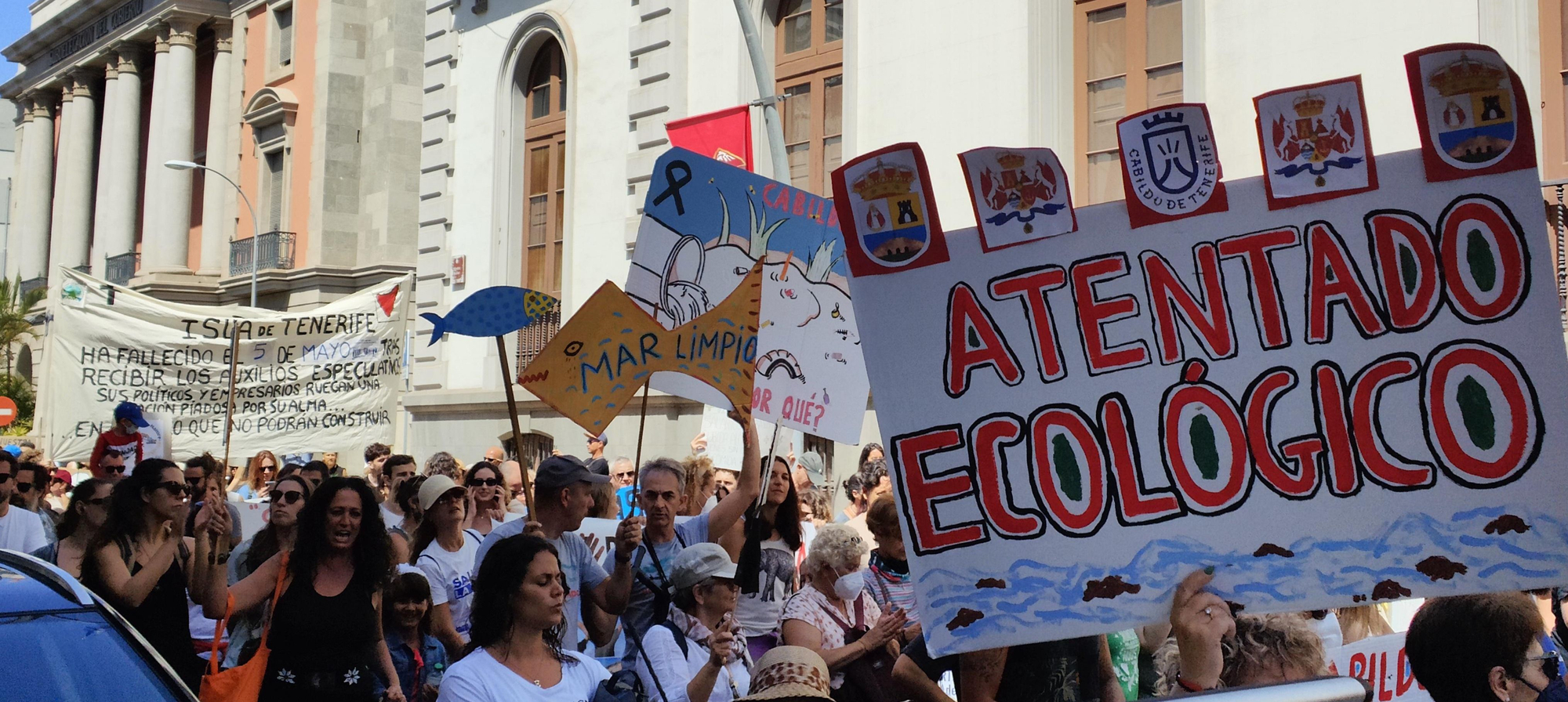 Manifestación en Tenerife contra los macroproyectos urbanísiticos. (Dácil Jiménez)