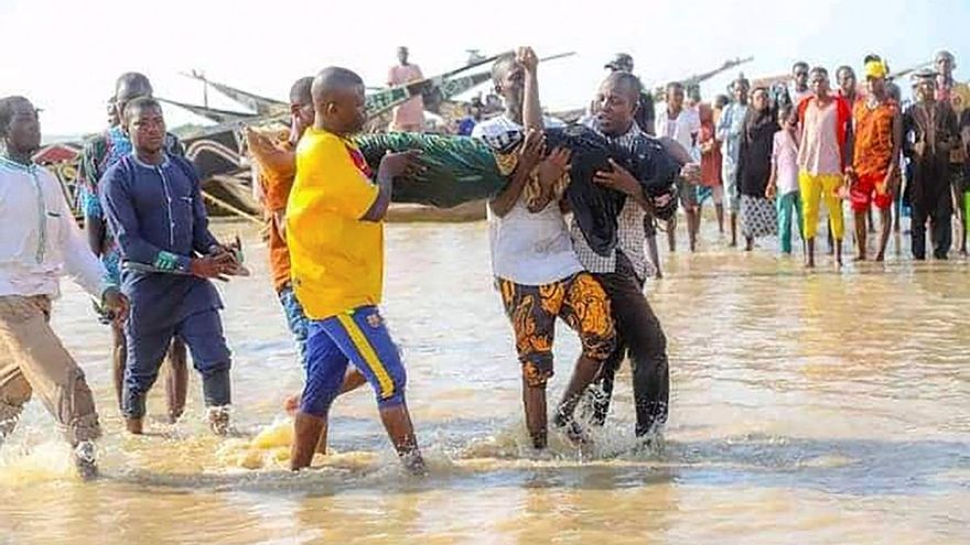 Aumentan a 81 los cadáveres hallados tras el naufragio de un barco en Nigeria