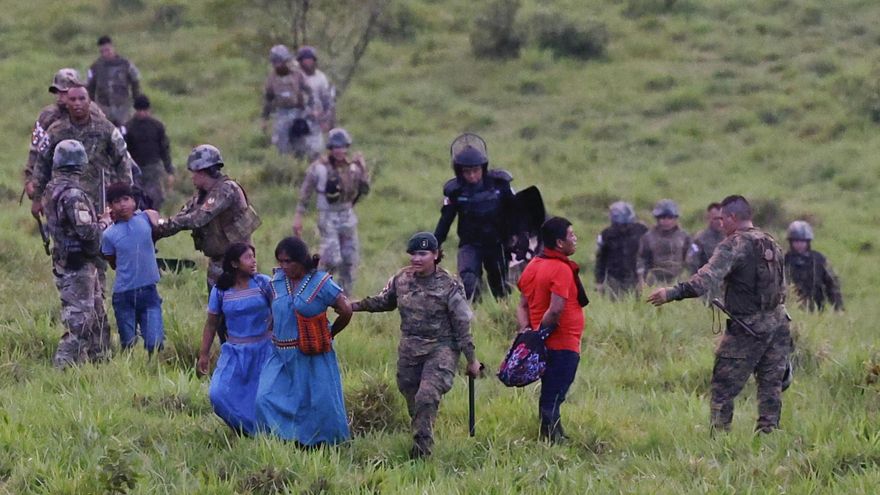Indígenas que rechazan reforma de la seguridad social son arrestados en protesta en Panamá