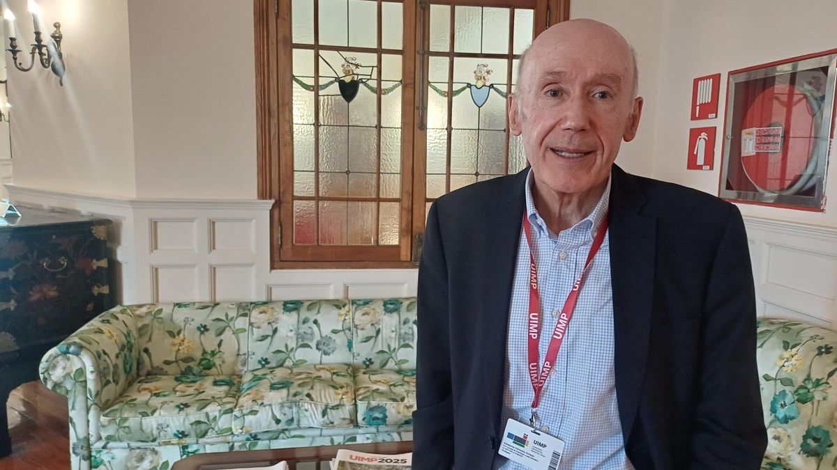 Enrique Echeburúa en la Universidad Internacional Menéndez Pelayo.