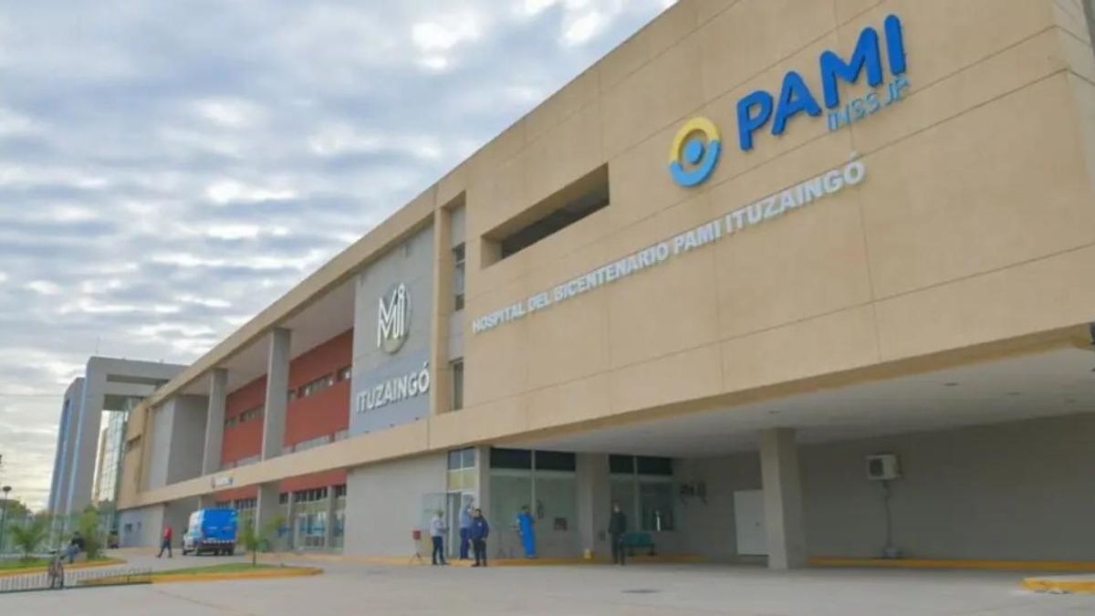 El Hospital del Bicentenario PAMI de Ituzaingó fue inaugurado en 2023 durante el gobierno de Alberto Fernández.