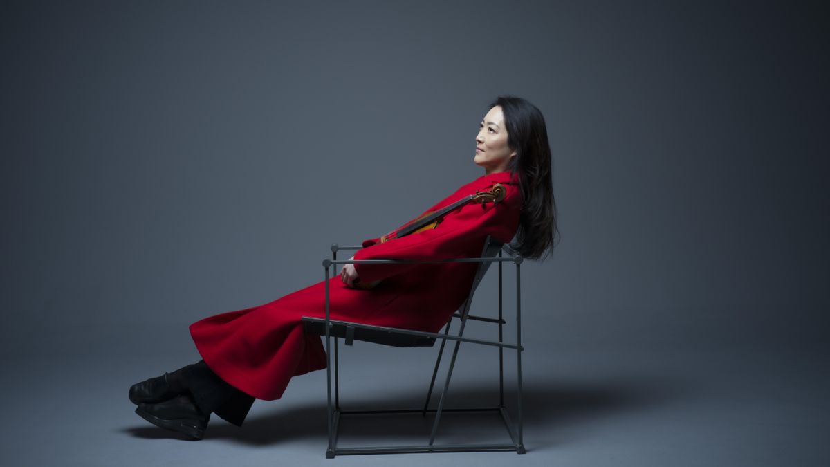 Akiko Suwanai