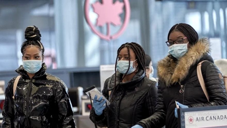 Un estudio determinó que una dosis de AstraZeneca, Pfizer y Moderna previno internaciones y muertes ante nuevas variantes