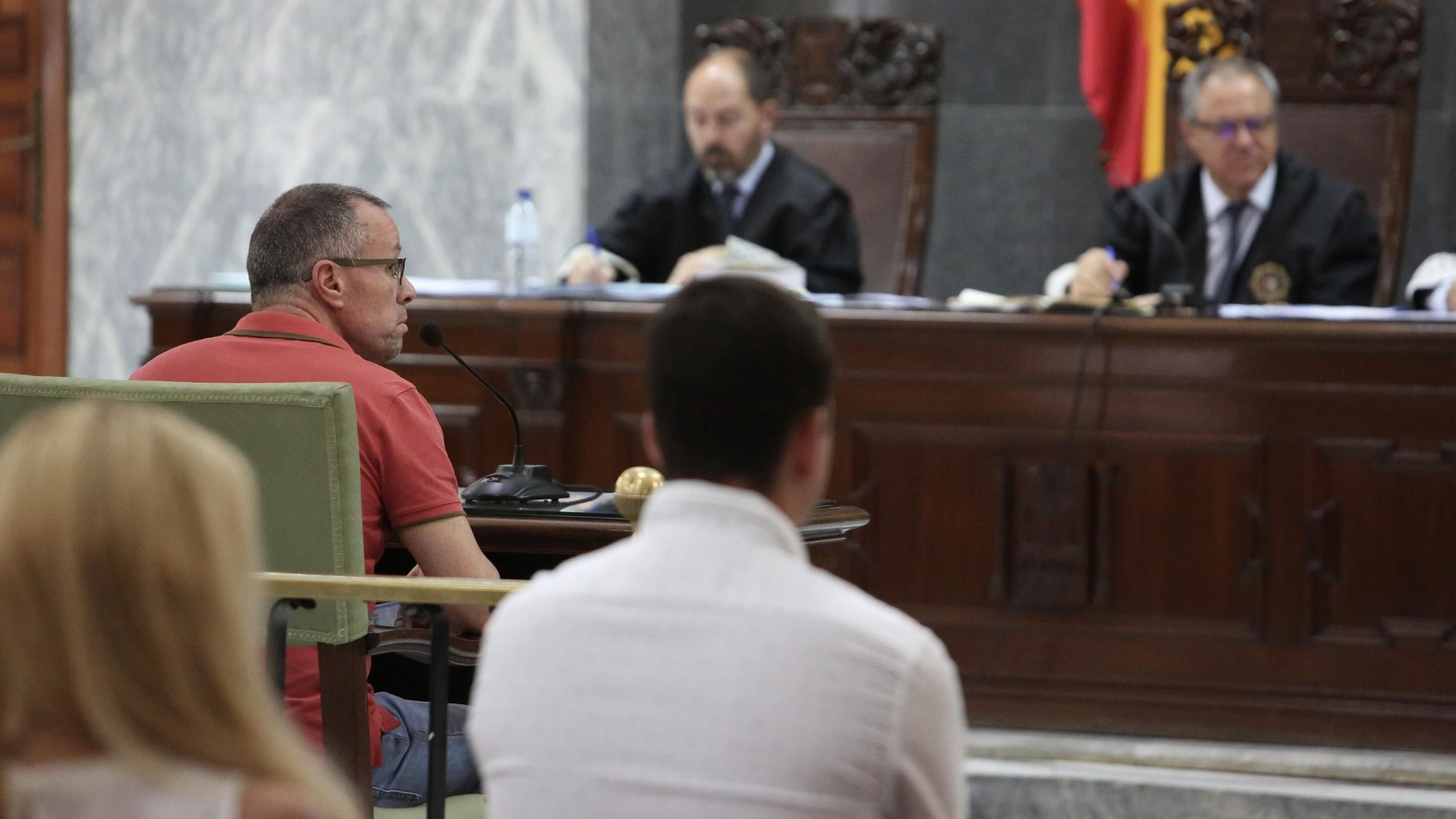 Juicio contra Salvador Alba (Alejandro Ramos).