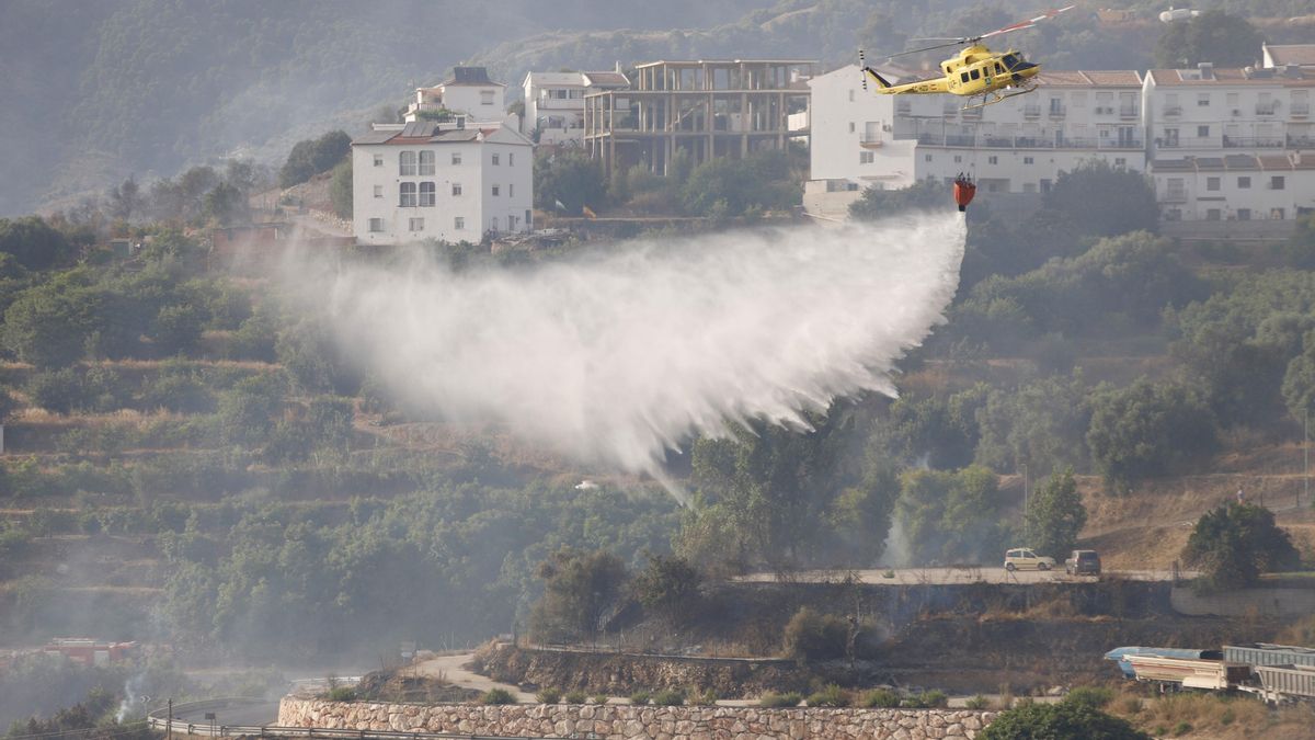 Incendio en Árchez (Málaga)