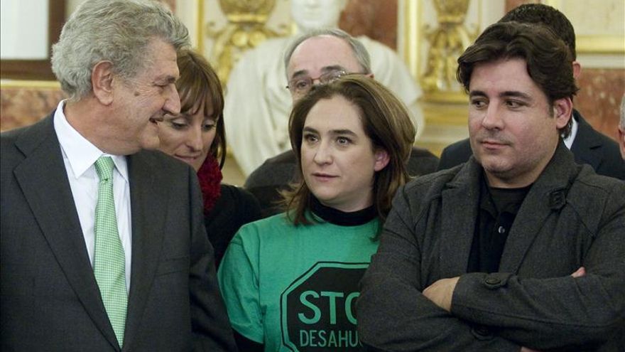 La Plataforma de Afectados por la Hipoteca denuncian que hay un déficit democrático si rechazan sus demandas