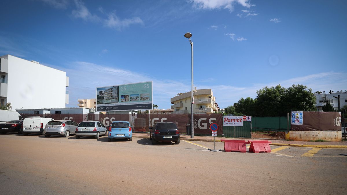 El Grupo GS, que cuenta con socios como Carlos Herrera o Rosauro Varo, quiere construir una veintena de pisos de lujo en un barrio de clase trabajadora de Eivissa.