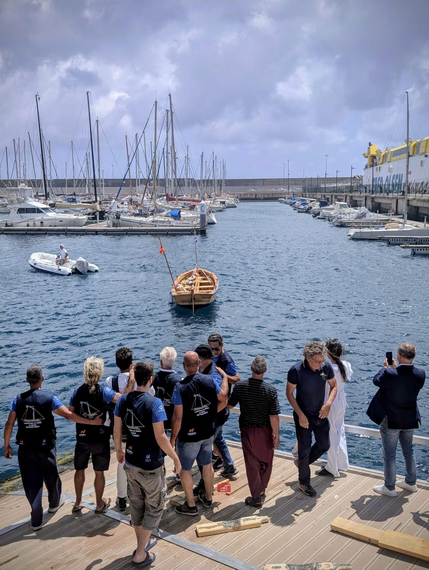 El Bóreas zarpa en La Palma. JOSÉ F. AROZENA