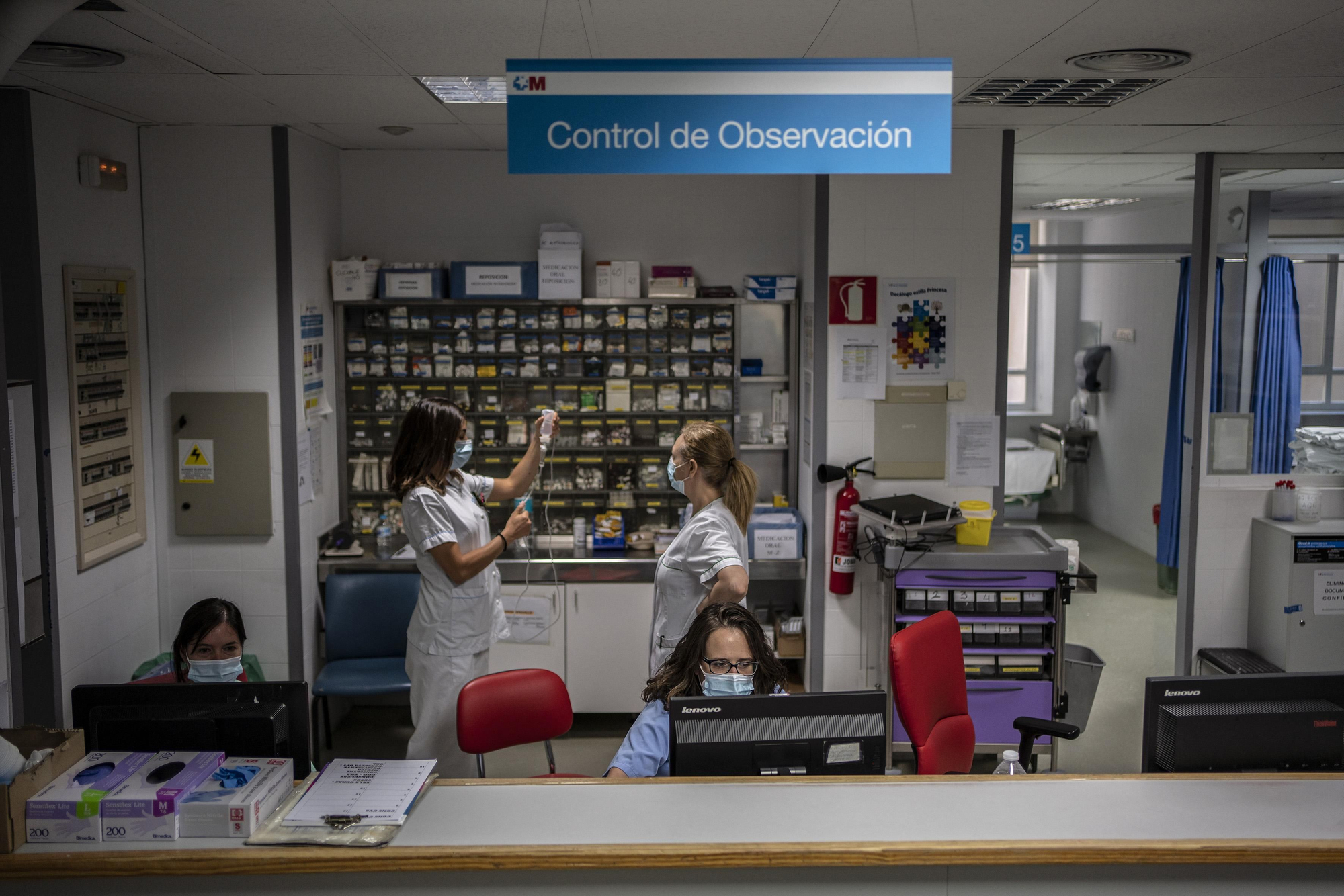 La entrada de urgencias del hospital de La Princesa actualmente registra muchos menos ingresos que en los meses pasados.