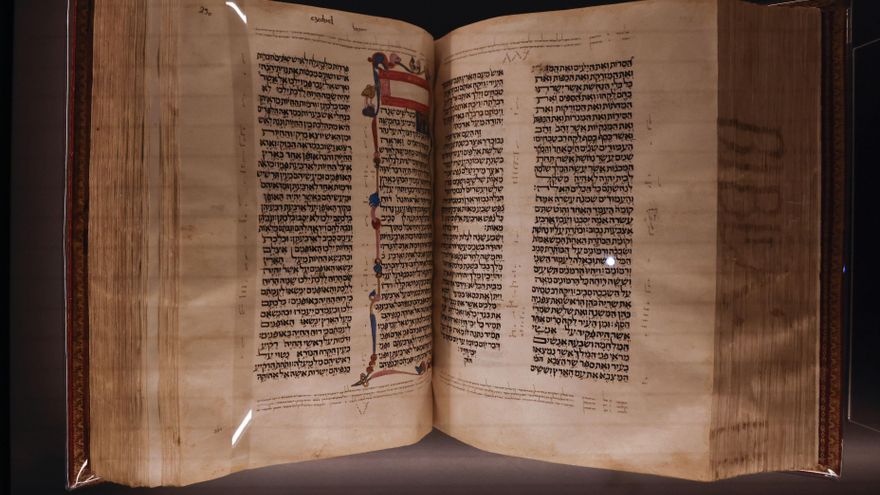 La Biblioteca Nacional muestra sus palabras escritas más antiguas: el papiro de Ezequiel