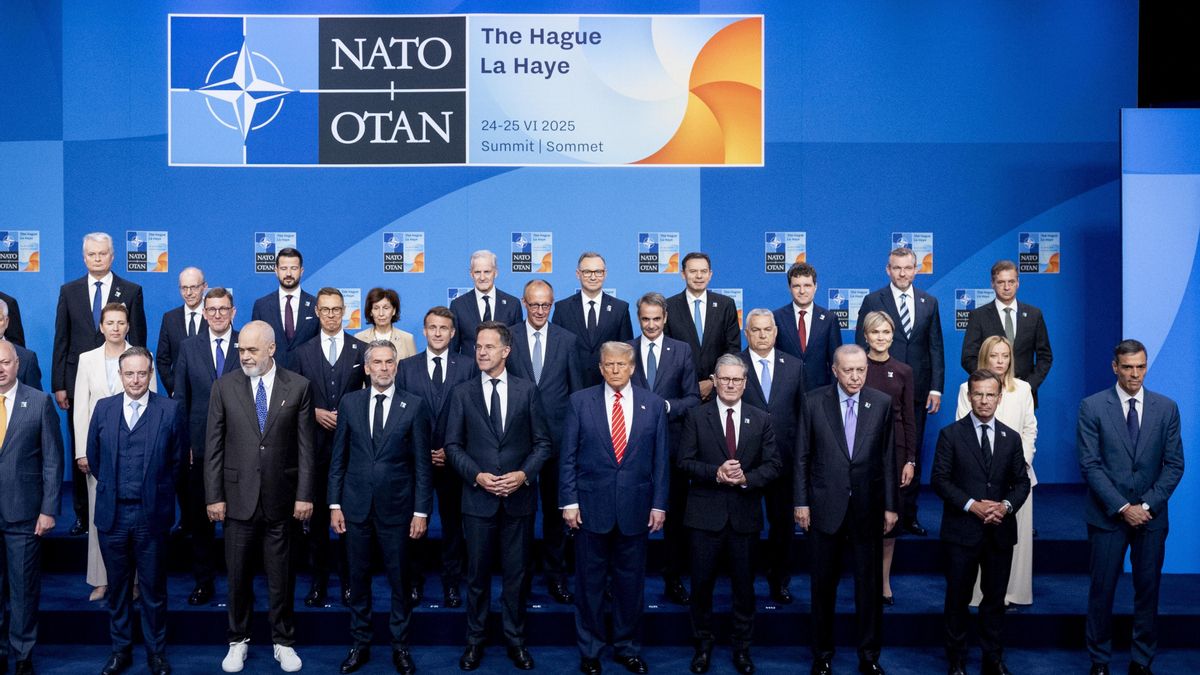 Foto de familia de la reunión de la OTAN en La Haya