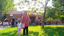 La hija de Cristina afronta el primer día de colegio sin tutora. / S.P