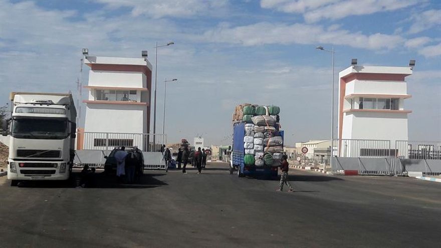 Marruecos halla 653 kilos de hachís en un camión de empresa española en el Sáhara