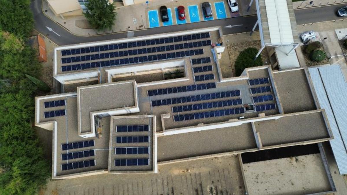 El Hospital de Calahorra ya es capaz de generar parte de la energía que consume