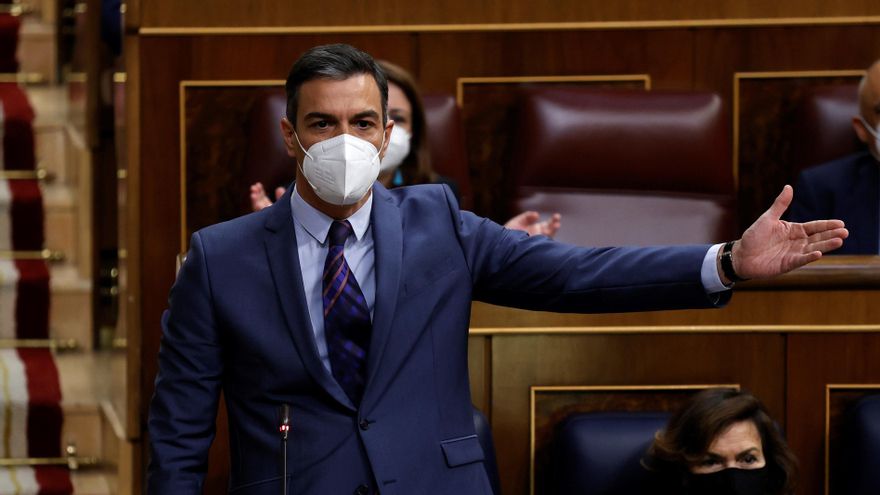 El presidente del Gobierno, Pedro Sánchez, interviene durante la sesión de control del Congreso. EFE/Chema Moya/Archivo