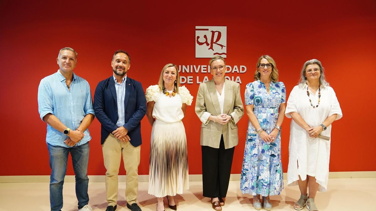 Una cátedra de la UR para reforzar la prevención de riesgos laborales y mejorar la calidad