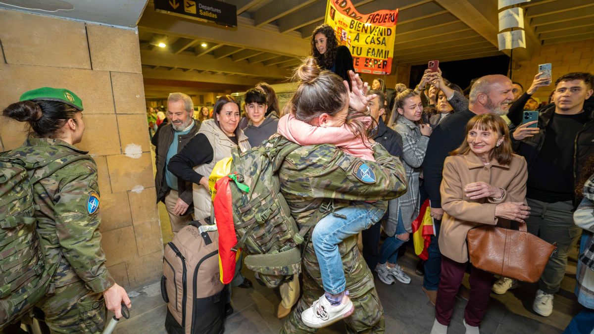 Regresa a Córdoba el último contingente de la Brigada Guzmán el Bueno desplegado en Letonia.