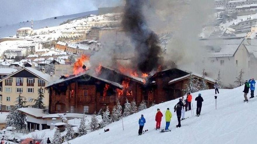 Sierra Nevada no tendrá bomberos esta temporada de esquí pese a las promesas políticas