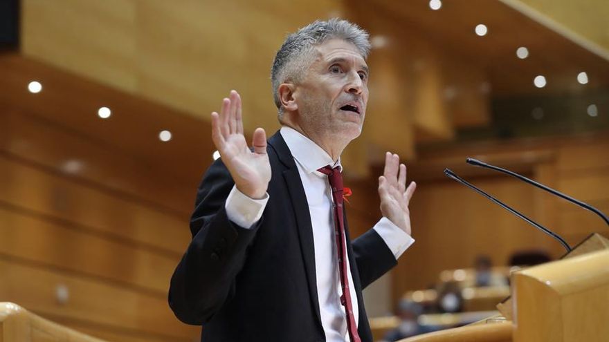 Marlaska defiende la coordinación entre fuerzas policiales españolas y africanas para "disuadir" a los migrantes de cruzar la ruta atlántica