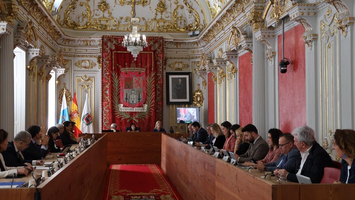 El Ayuntamiento de Las Palmas aprueba su reestructuración: así quedan las áreas de gobierno