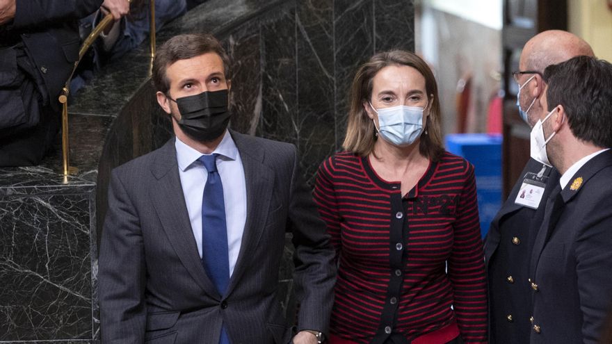 El líder del PP, Pablo Casado, y la portavoz parlamentaria del PP, Cuca Gamarra.
