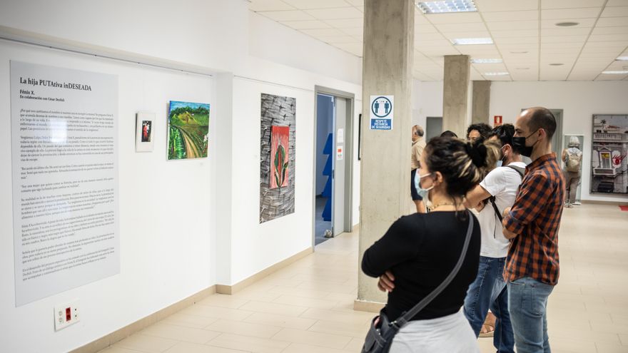 Exposición 'La hija PUTAtiva inDeseada', de Fénix-x. César Dezfuli. 