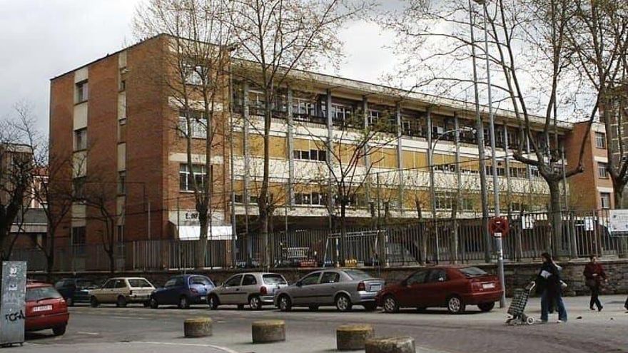 El brote del colegio Judizmendi de Vitoria se eleva a 22 positivos y el centro denuncia que Salud no actuó a tiempo