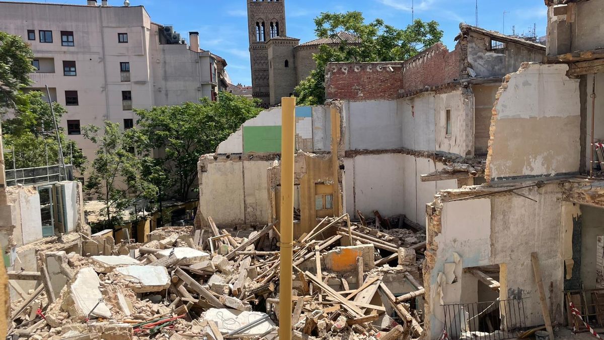 La jueza reconoce el “interés patrimonial” del edificio de Estébanes, en Zaragoza, pero avala su derribo por seguridad