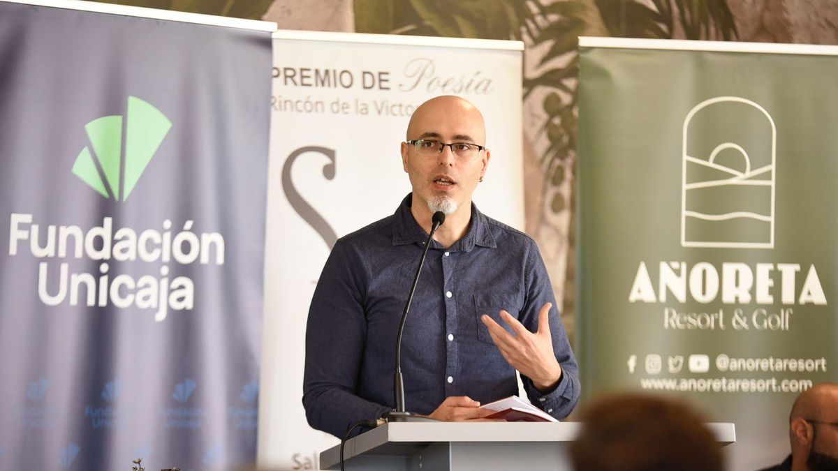 Jorge Fernández Gonzalo se alza con el XII Premio Juana Castro de Poesía