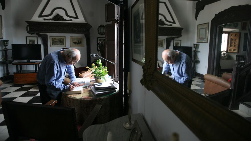 El poeta valenciano Francisco Brines, premio Cervantes 2020. / Jesús Císcar