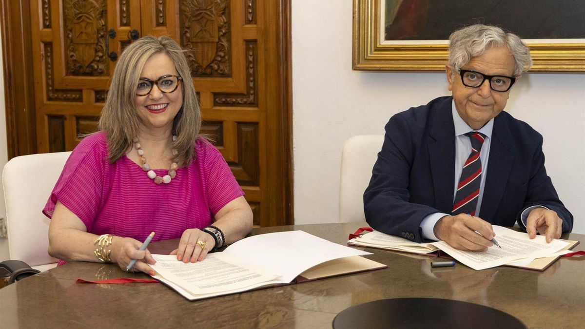 Diputación y Ayuntamiento de Baena firman un convenio para la gestión integral de residuos del municipio