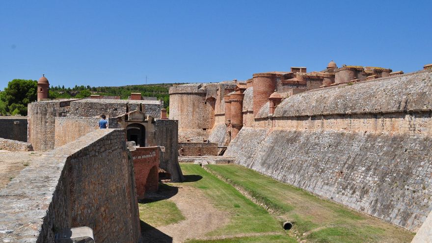 Castillo de Salses.