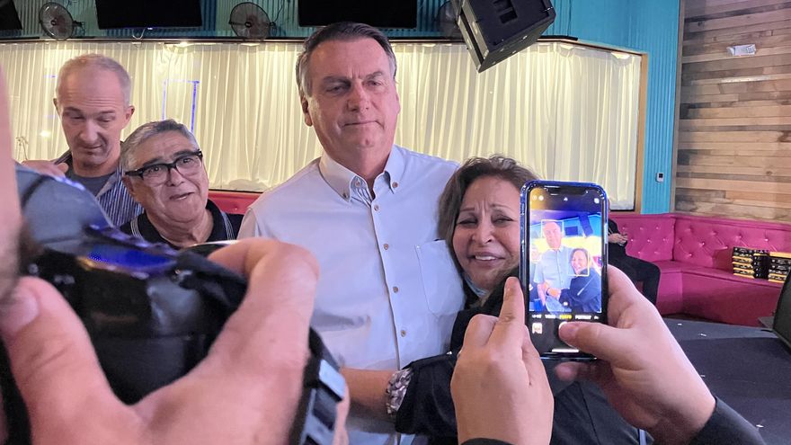 Bolsonaro volvió a sembrar dudas sobre la victoria de Lula en un acto ante la diáspora brasileña de Florida