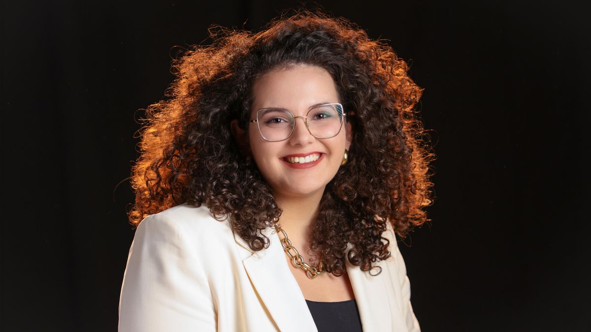 Inma Rubiales, la escritora que aprendió a imaginar entre encinas y silencio