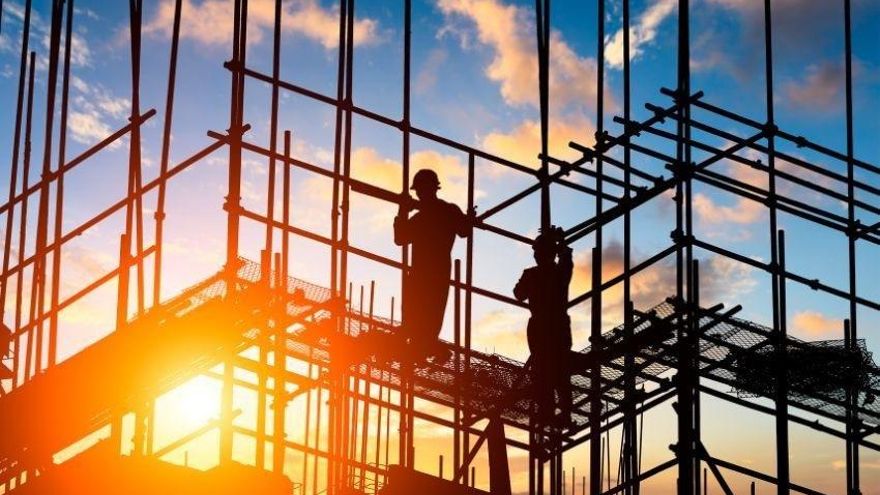 Menos trabajo, más vida: la idea “revolucionaria” que asusta a la patronal