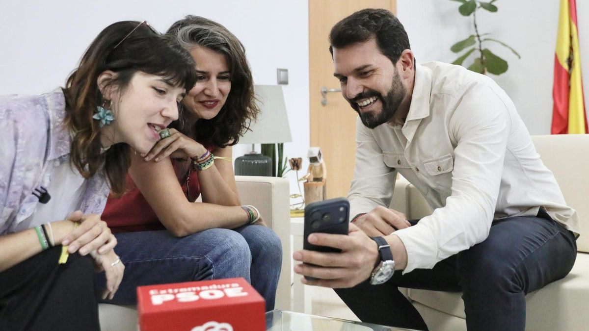 PSOE y Unidas por Extremadura apuestan por reforzar la unidad de la izquierda para construir una región “más justa y más digna”